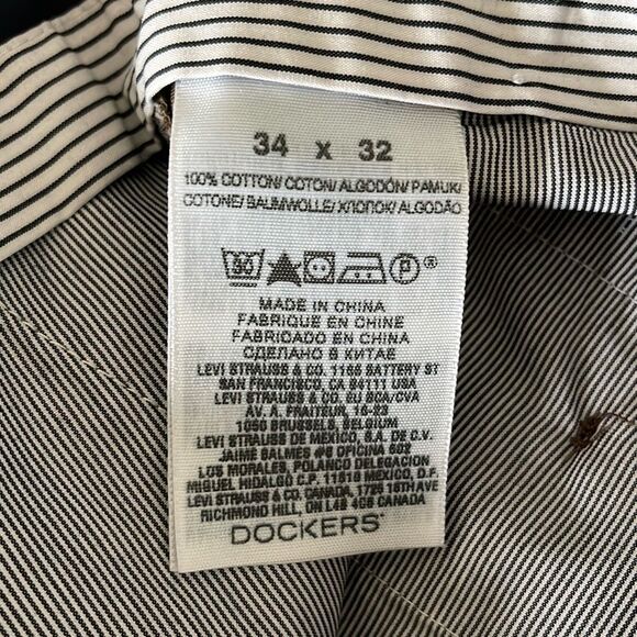 Dockers Mens D3 Classic Fit Chino Trousers Pants Brown Size 34x32 - Picture 8 of 11